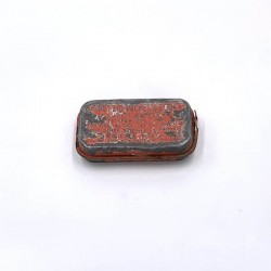 Pansement metal WW2 rouge